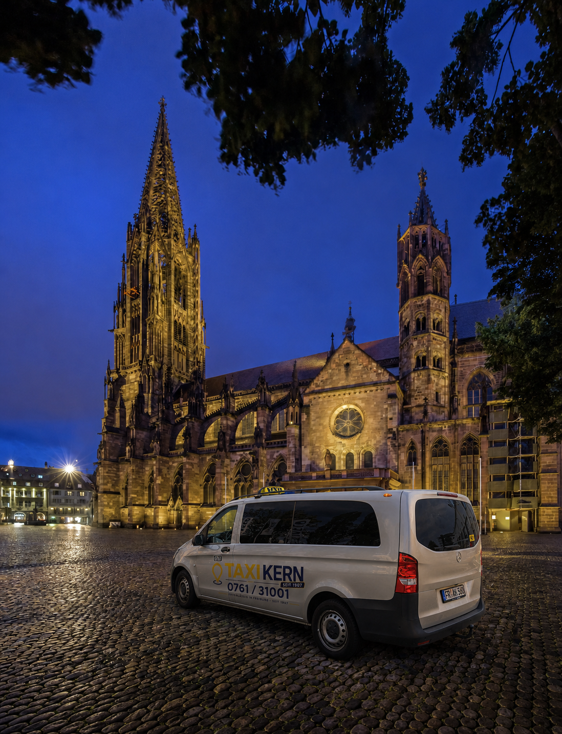 taxi kern auf dem muensterplatz