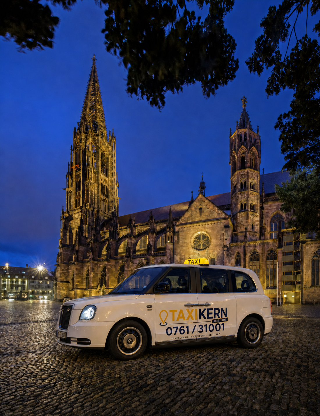 taxi kern muensterplatz taxischild ueber b saeule